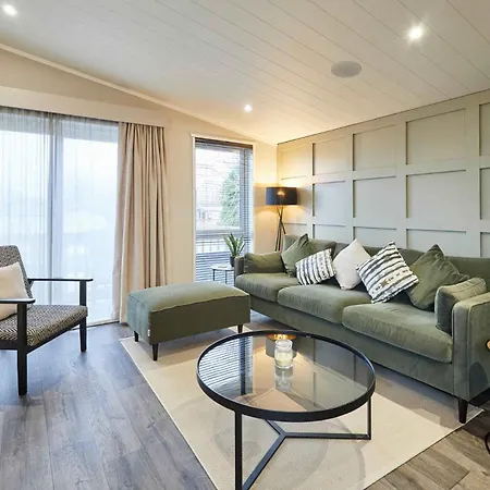 Host & - Kingfisher *